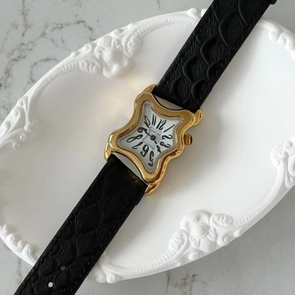 SKU0510 Retro Gold Asymmetrical Women Fashion Watch‎ Stainless steel + gift bag
